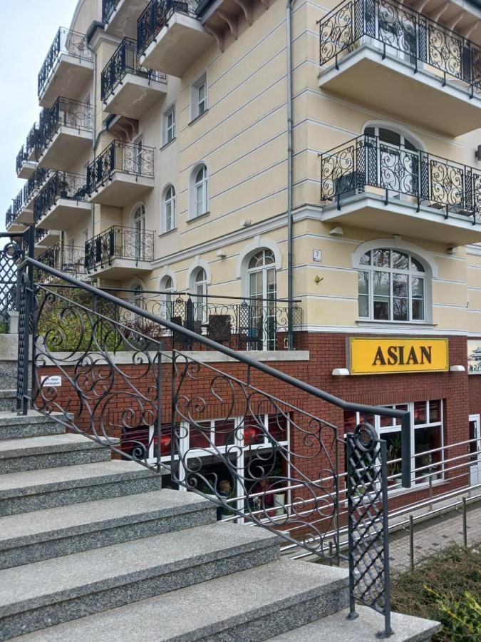 Uzdrowiskowa "Trzy Korony" Apartment Swinoujscie Exterior photo